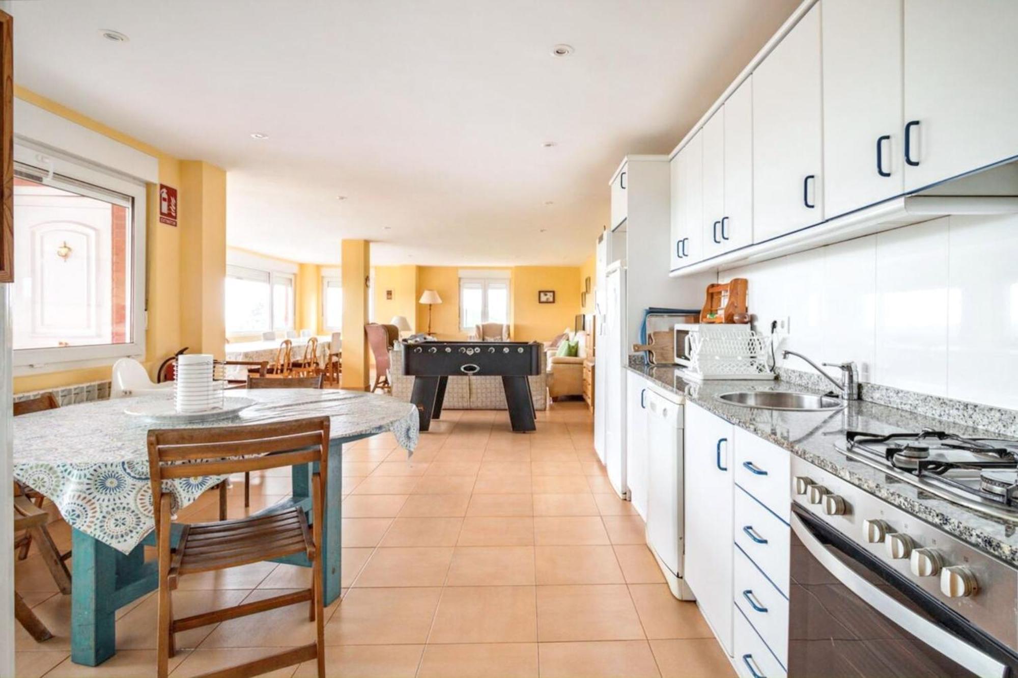 Spacious House With Sea View In Liencres + Jacuzzi المظهر الخارجي الصورة