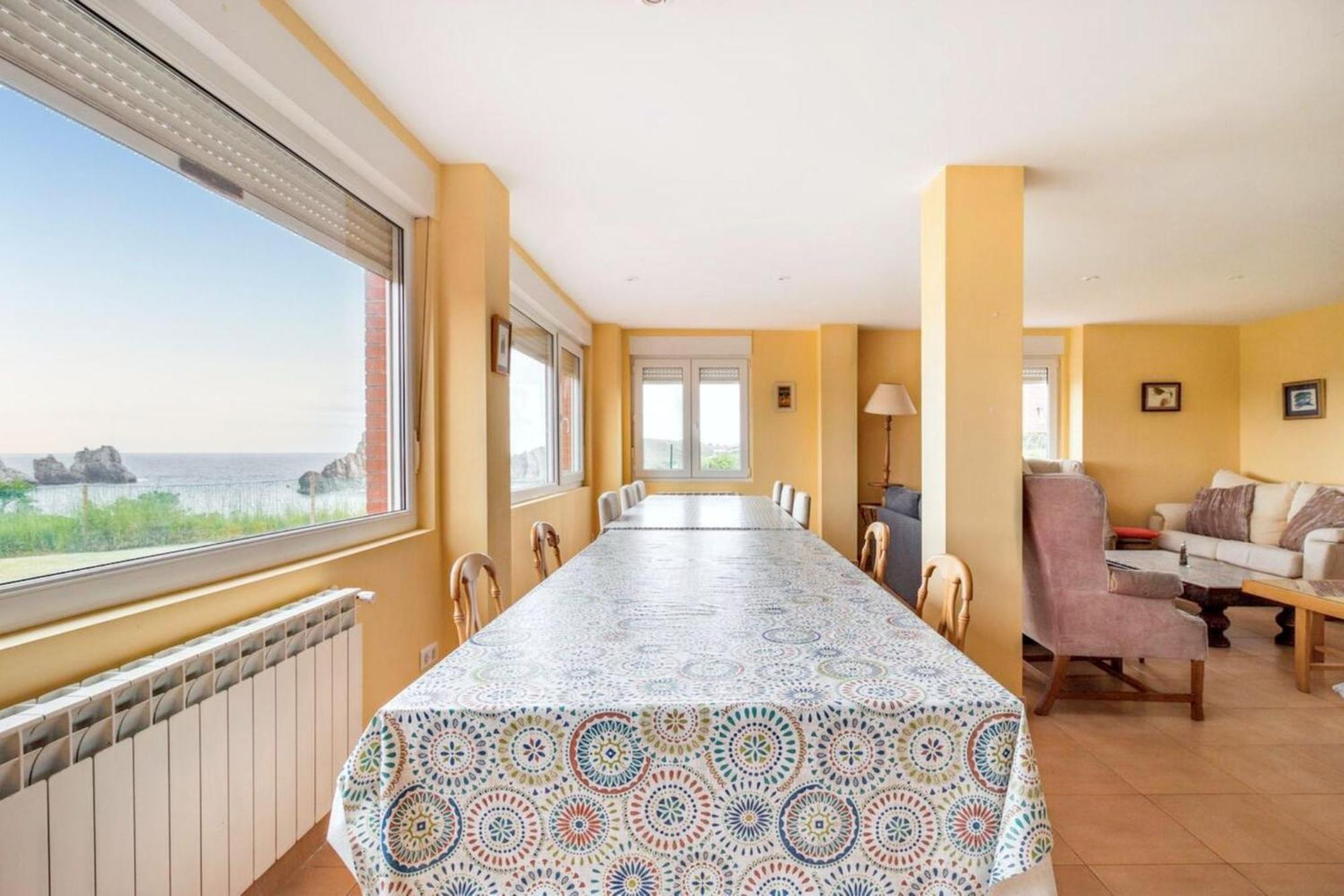Spacious House With Sea View In Liencres + Jacuzzi المظهر الخارجي الصورة