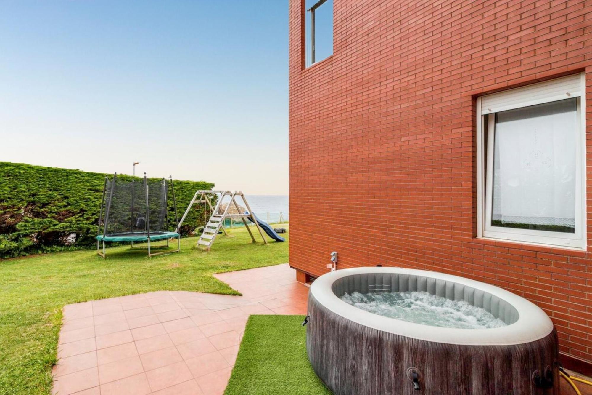 Spacious House With Sea View In Liencres + Jacuzzi المظهر الخارجي الصورة
